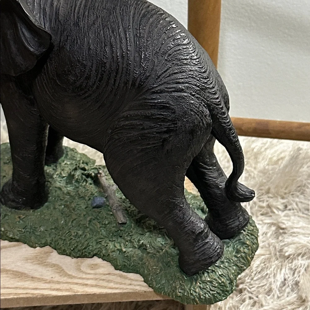 Lenox Spirit Of The Savanna Elephant Rumble Trunk Up Elephant Resin Figure Decor